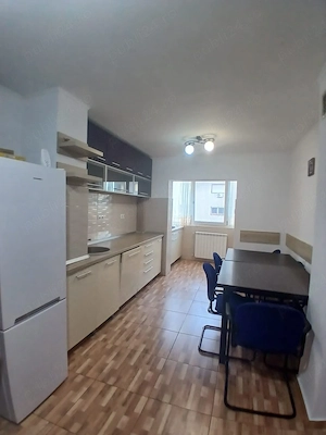 Dau in chirie apartament cu 3 camere - imagine 3