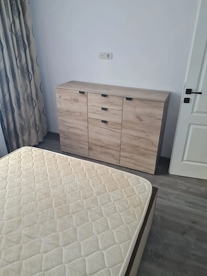 Închiriez apartament 2 camere - imagine 5