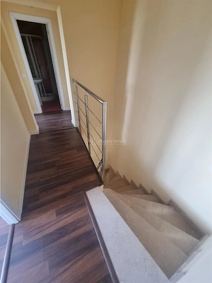 Apartament 5 camere  cu scara interioara tip  penthouse -doua etaje - imagine 14