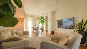 Vând apartament doua camere cu gradina și parcare . - imagine 2