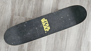 Skateboard cu grafică Star Wars Darth Vader și Stormtroopers   complet