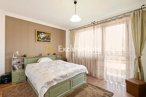 Casa + 305 mp terem curte proprie in zona rezidentiala Gavana - imagine 5