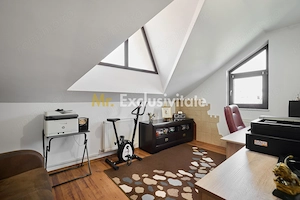Casa + 305 mp terem curte proprie in zona rezidentiala Gavana - imagine 18
