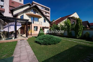 Casa + 305 mp terem curte proprie in zona rezidentiala Gavana - imagine 16