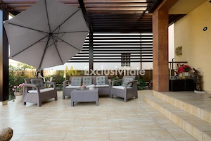 Casa + 305 mp terem curte proprie in zona rezidentiala Gavana - imagine 12
