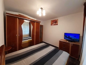De închiriat: Ap. 2 camere decomandat - Metrou Apărătorii Patriei & Parcare - imagine 4