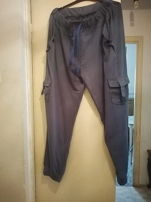 Pantaloni dama