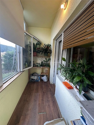Resita, Apt.2 cam,Cf.1 Sporit, zona Scoala Gen II- Universal - imagine 11