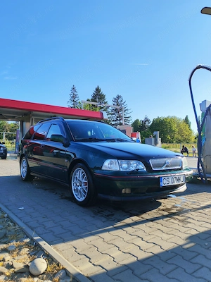 Vând Volvo V40 t4