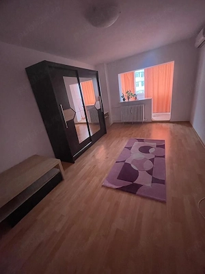 Închiriere apartament 2 camere, mobilat , direct proprietar, decomandat - imagine 2