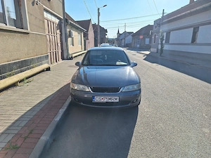 Opel Vectra B ,an 2002,motor 1.8 benzina - imagine 10