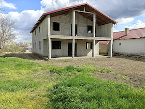 Casa cu teren de vanzare - imagine 3