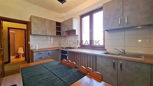 DE INCHIRIAT APARTAMENT 2 CAMERE ZONA MEDICINA STR ZLATNA - imagine 3
