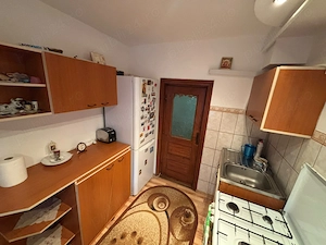 Vând apartament decomandat cu 2 camere - imagine 7