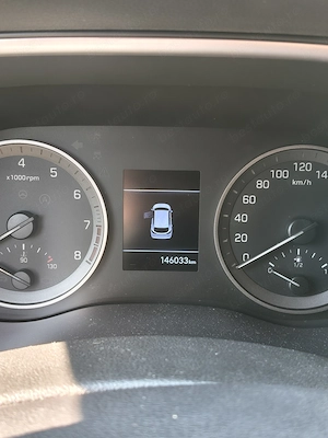 Vând Hunday Tucson 1.6 GDI 2WD 6 MT ISG Style  - imagine 3