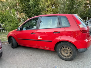 Ford Fiesta 1.3 Benzină (2003)   Stare excelentă de funcționare   Acte la zi - imagine 4