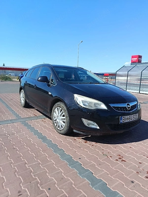 Opel Asta J 1.7 Cdti 125 Cp - imagine 3