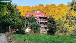 CASĂ DE VACANȚĂ – LEPȘA| 804 MP UTILI | 14 CAMERE | TEREN 1.857 MP