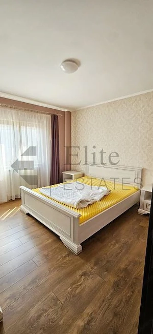 Apartament cu 3 camere in zona Decebal