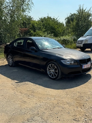 Bmw e90 2.0 2007 - imagine 4