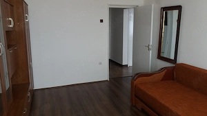 Inchiriez apartament 2 camere, decomandat, pe Calea Romanilor-Arad - imagine 4