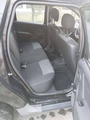 Dacia Duster 1,5 diesel an 2013, Impecabila Adusă Recent Germania  - imagine 9