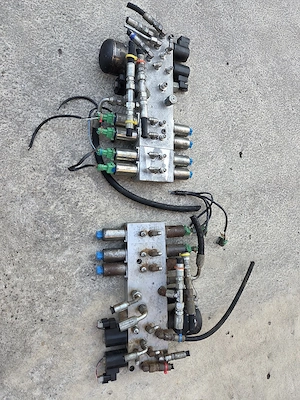 Electrovalve buldoexcavator Fiat Hitachi FB 115 110 200 Fiat Kobelco New Holland LB 110 Case CNH