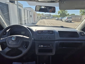 Vand Skoda Fabia, 87600 km, an 2012 - imagine 4