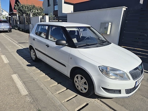 Vand Skoda Fabia, 87600 km, an 2012 - imagine 2