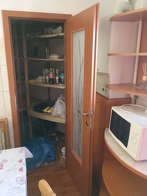 Inchiriez apartament 2 camere Brasov,cartierul Tractorul - imagine 2