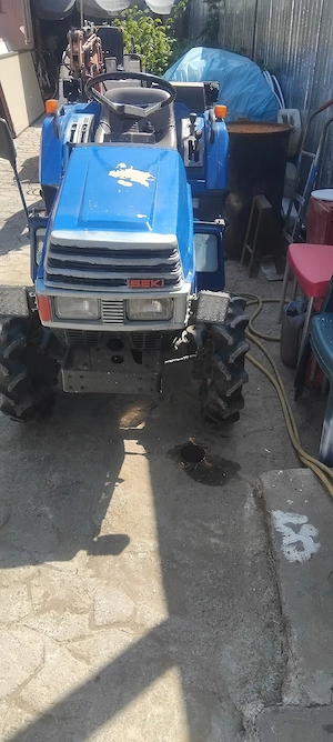 Vând tractoras japonez Iseki landhope 157  - imagine 2