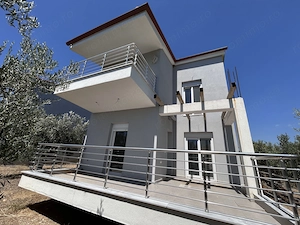Complex exclusivist cu 3 vile individuale în Paralia Ofriniou Grecia - imagine 3