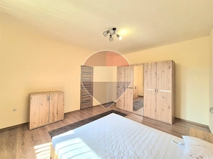 Apartament cu 3 camere, la prima închiriere, în zona centrală - imagine 6