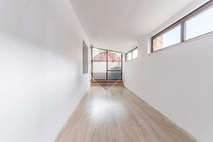 Apartament cu 3 camere, grădină proprie+loc de parcare- Str. Luminii - imagine 8
