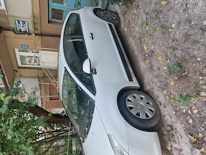 Vând Citroen C 4, Coupe - imagine 3