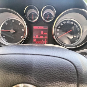 Vând Opel Astra j tourer  - imagine 8