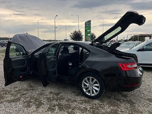 Skoda Superb Automata DSG 1.8tsi 180cp 2016 TVA Deductibil - imagine 3