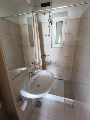 Sala Palatului Proprietar   închiriez apartament 3 camere, vedere superbă, bloc reabilitat - imagine 2