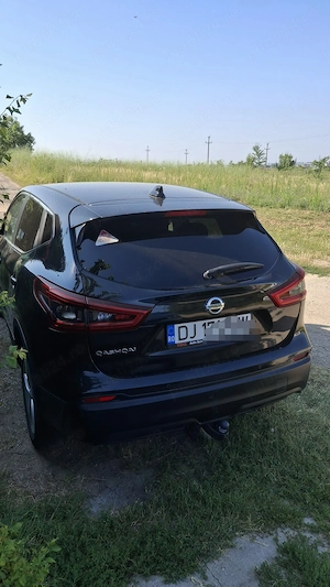 Vand NISSAN QASQAI 4x4 an 2017 1,6 dci 130 cp - imagine 2