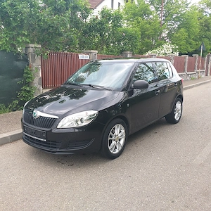 Skoda Fabia 1,2 benzina , an 2011 ,euro 5. Si un Break 1,2 an 2011 - imagine 3