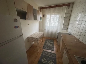 Închiriere apartament 2 camere, mobilat, decomandat - imagine 2