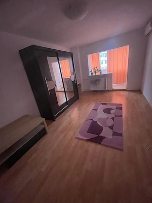 Închiriere apartament 2 camere, mobilat, decomandat