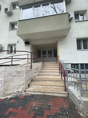 Închiriere apartament 2 camere, mobilat, decomandat - imagine 8