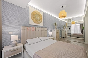 Titanic White, apartament lux, vedere frontala la mare - imagine 19