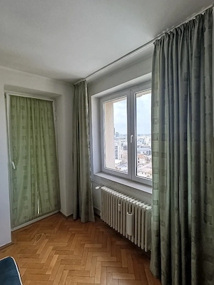 Sala Palatului închiriez apartament 3 camere, vedere superbă, bloc reabilitat - imagine 3