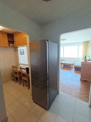 Sala Palatului închiriez apartament 3 camere, vedere superbă, bloc reabilitat - imagine 4