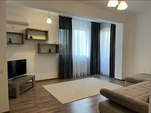 Inchiriez apartament 3 camere, zona Sun Plaza