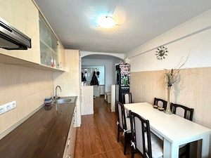 Apartament 3 camere de inchiriat
