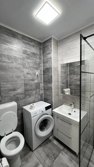 Inchiriez apartament cu vedere spre Tampa centru istoric - imagine 4