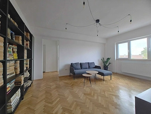 Inchiriez apartament 4 camere, mobilat, complet utilat, ultracentral